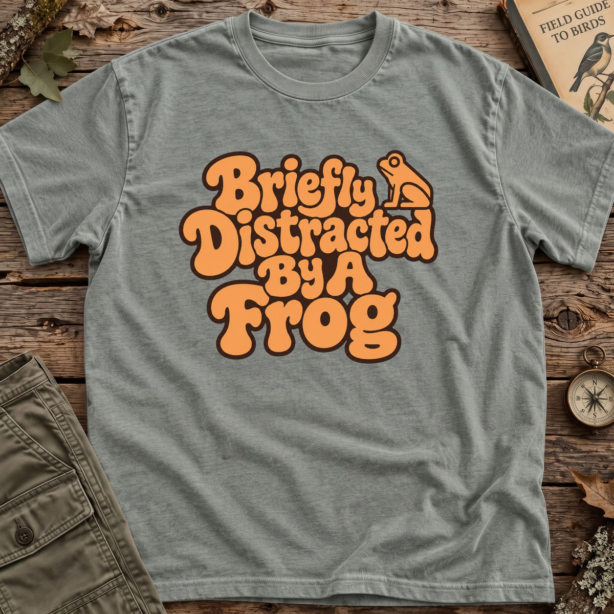 Briefly Distracted Frog Retro T-Shirt