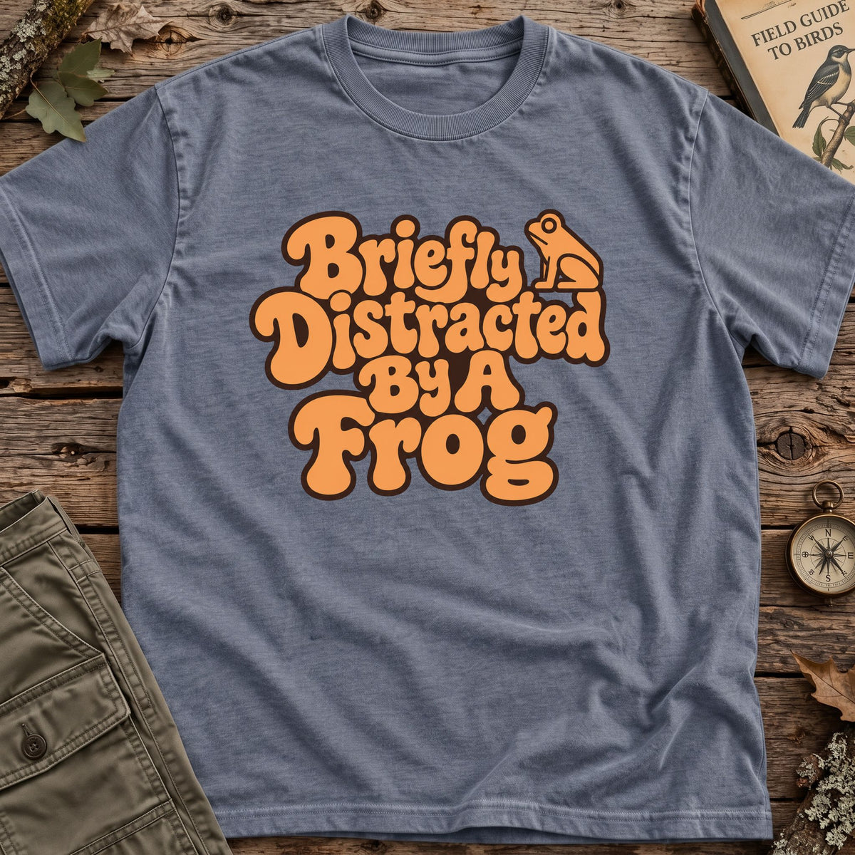 Briefly Distracted Frog Retro T-Shirt